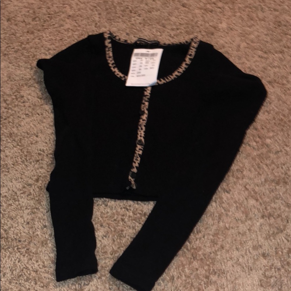 Brandy Melville long sleeve top